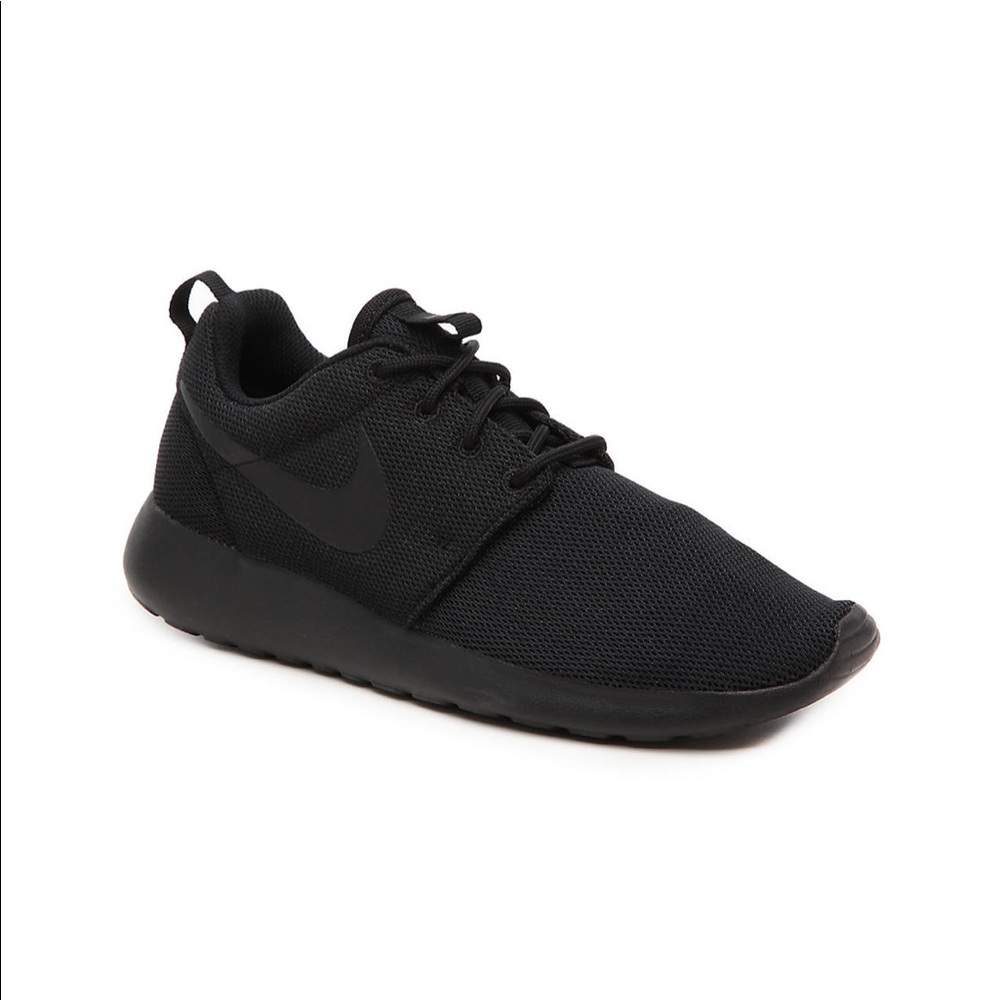 Black on black Nike roshe